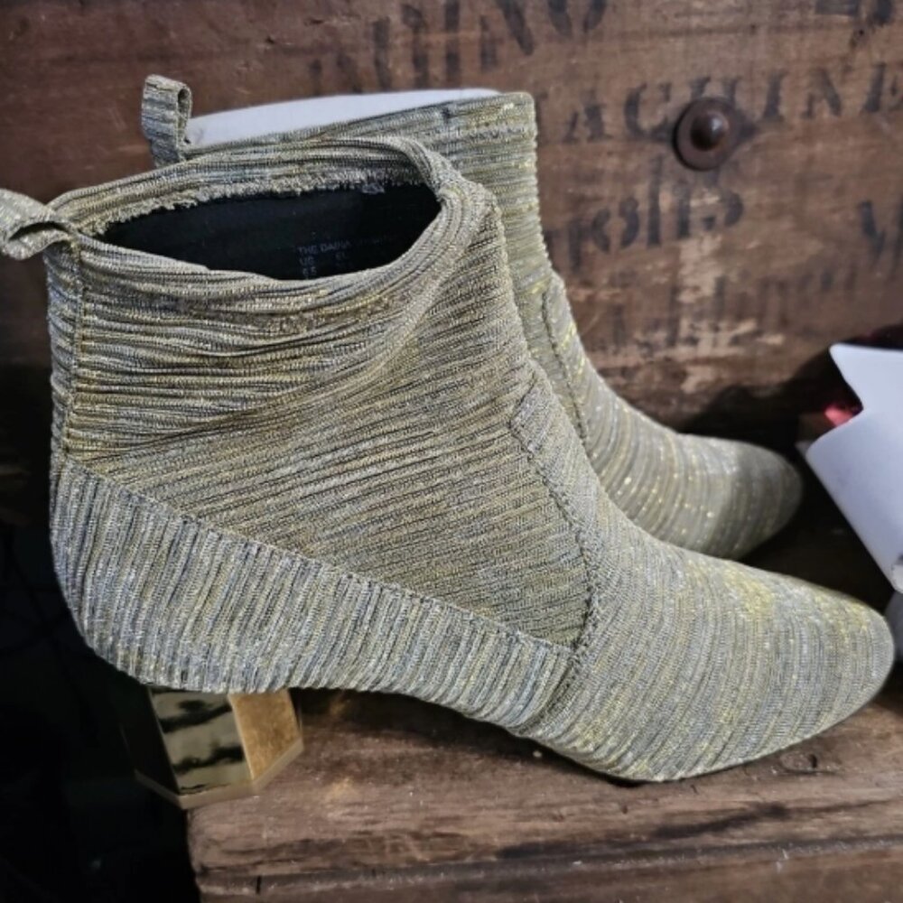 Katy Perry Block Heeled Ankle Boots The Daina Metallic Gold 8.5 New No Box